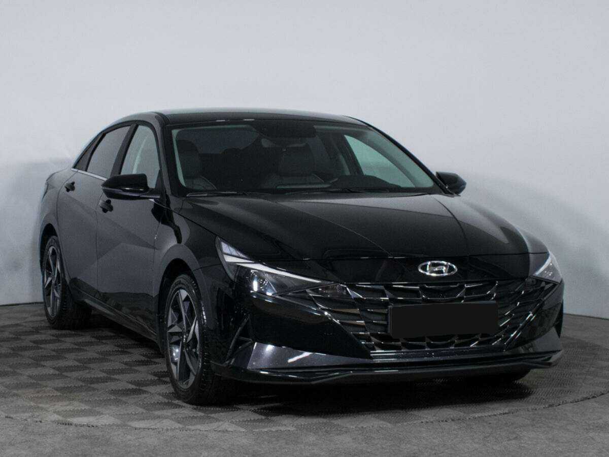 Hyundai Elantra, 2023 - 8 327 км. | Фото №3
