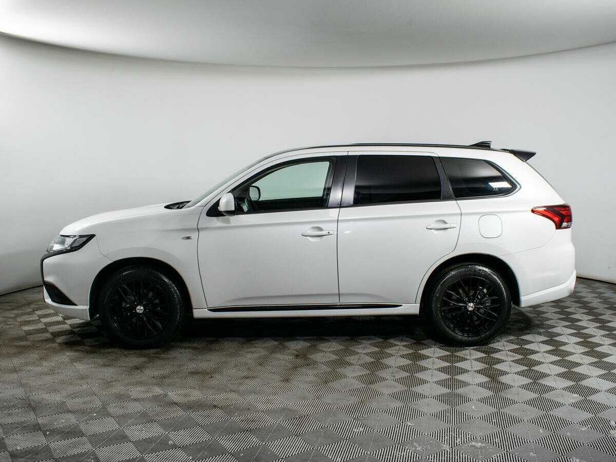 Mitsubishi Outlander, 2022 - 44 582 км. | Фото №7