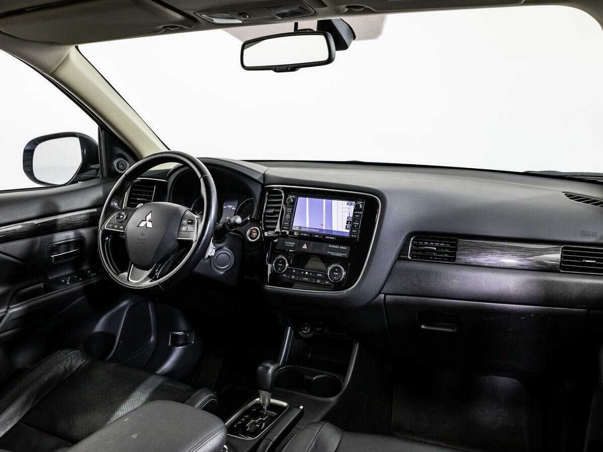 Mitsubishi Outlander, 2015 - 45 169 км. | Фото №7