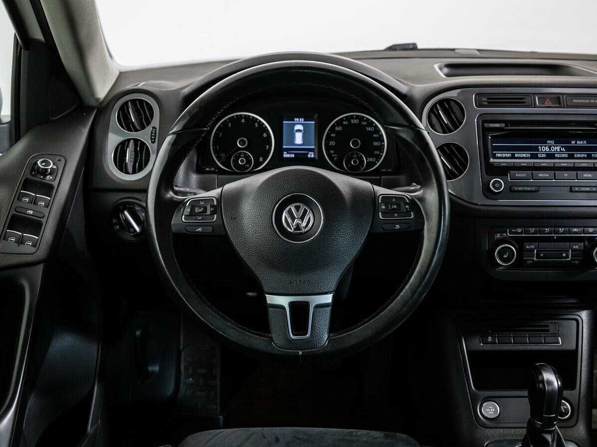 Volkswagen Tiguan, 2012 Фото №12