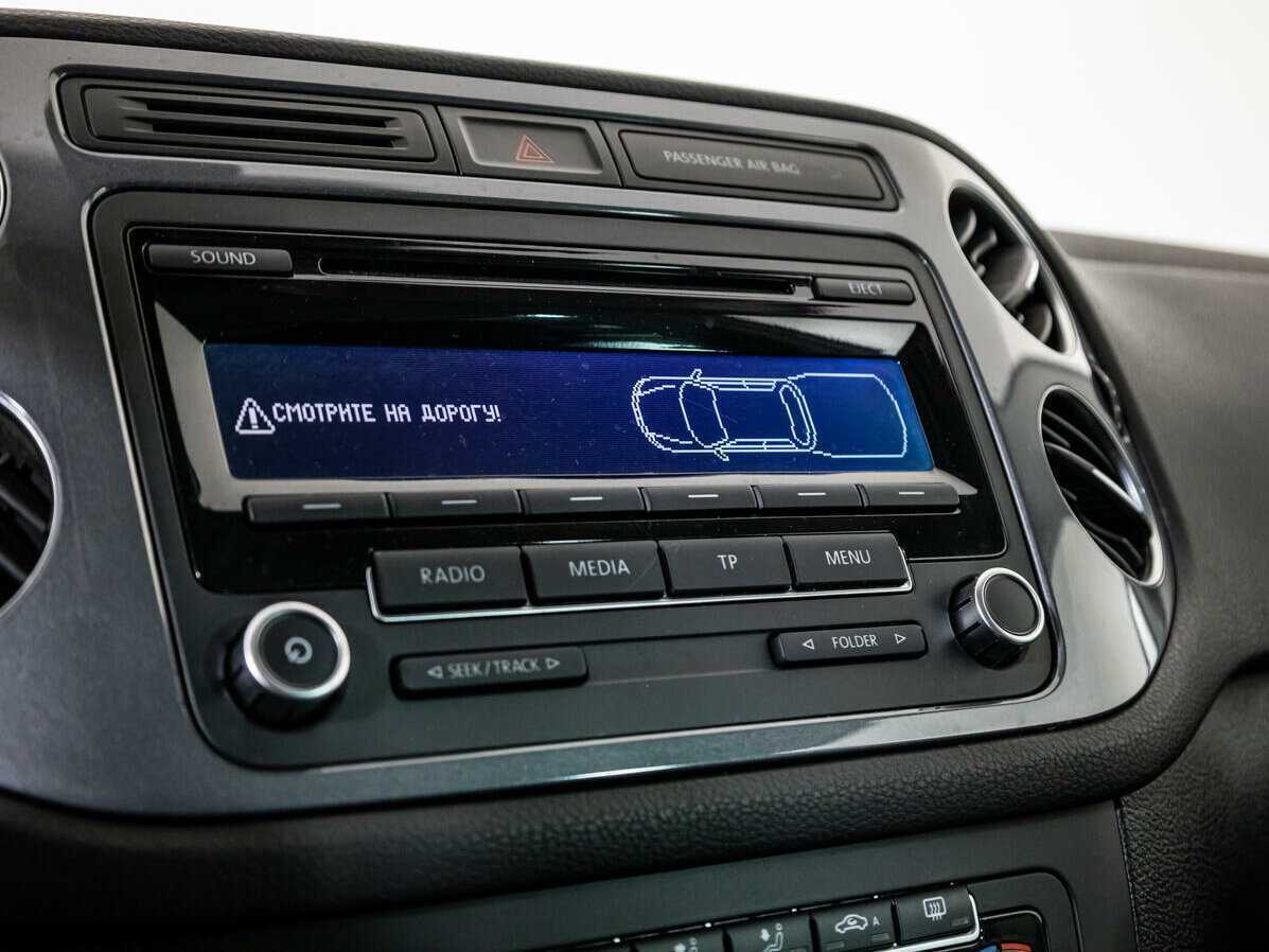 Volkswagen Tiguan, 2012 Фото №15