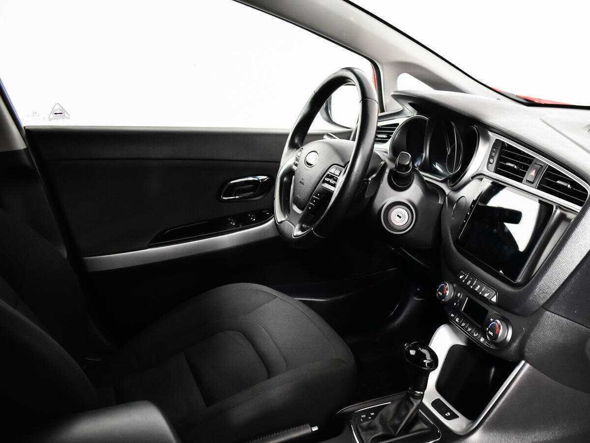Kia Ceed, 2017 Фото №9