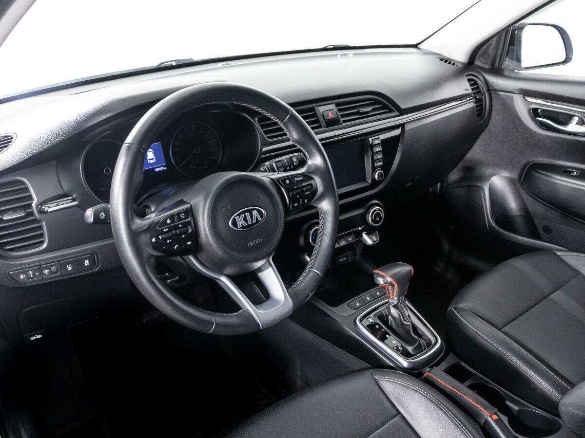 Kia Rio X-Line, 2020 Фото №11