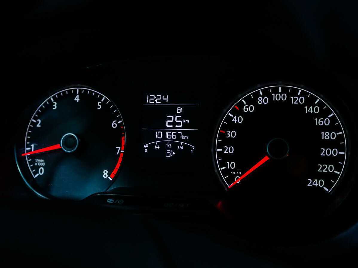 Volkswagen Polo, 2016 Фото №15