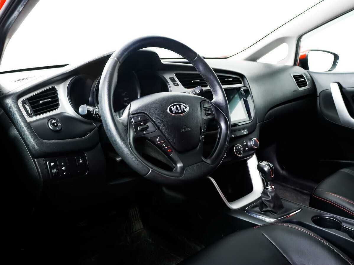 Kia Ceed, 2015 Фото №11