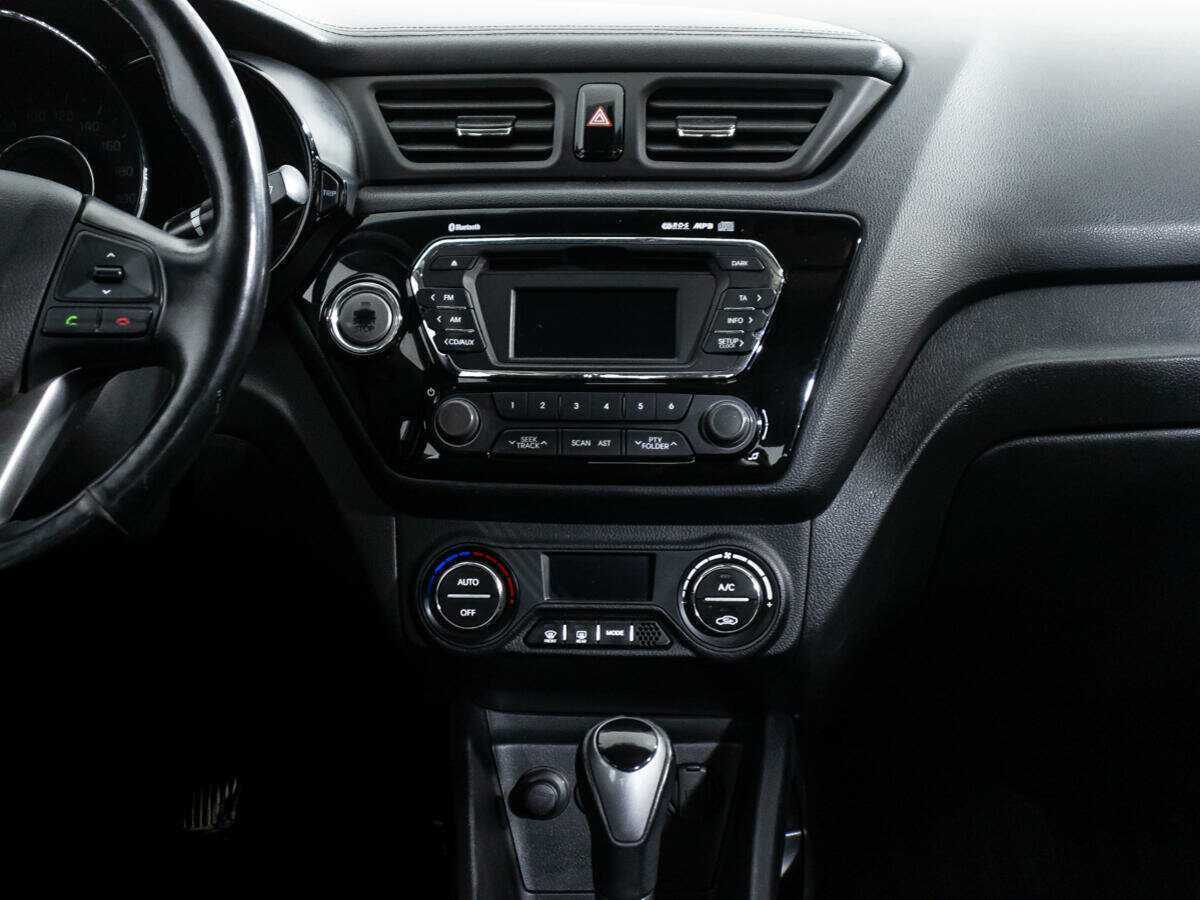 Kia Rio 6-speed, 2014 Фото №14