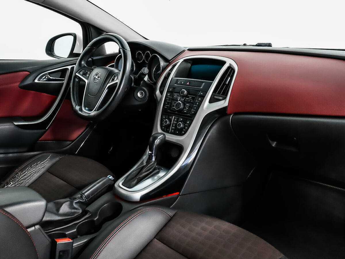 Opel Astra GTC, 2012 Фото №11