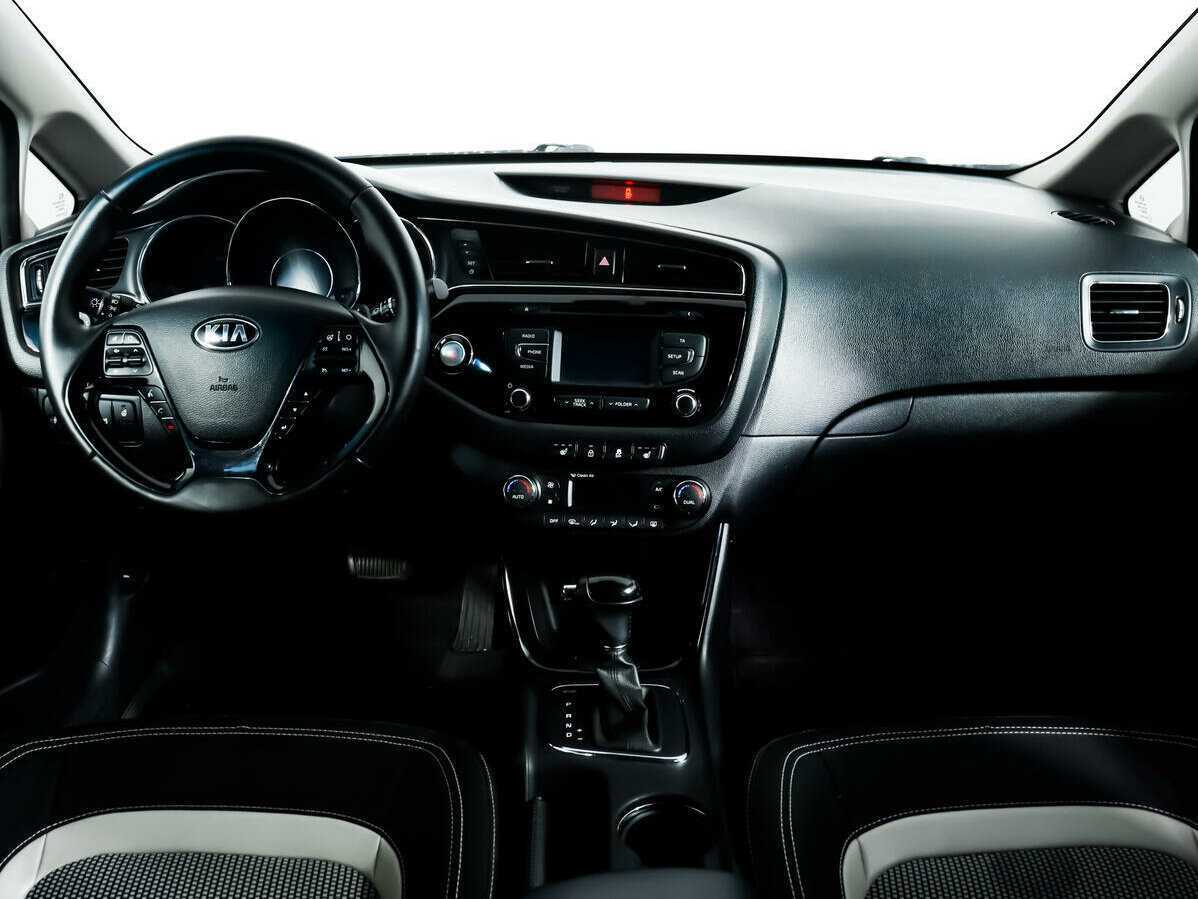 Kia Ceed, 2015 Фото №11