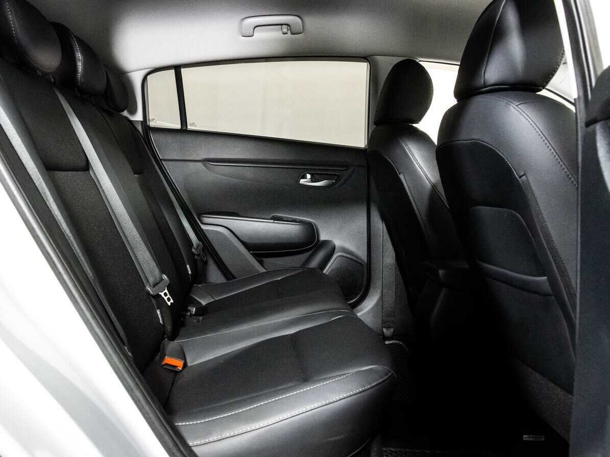 Kia Rio X-Line, 2018 Фото №20