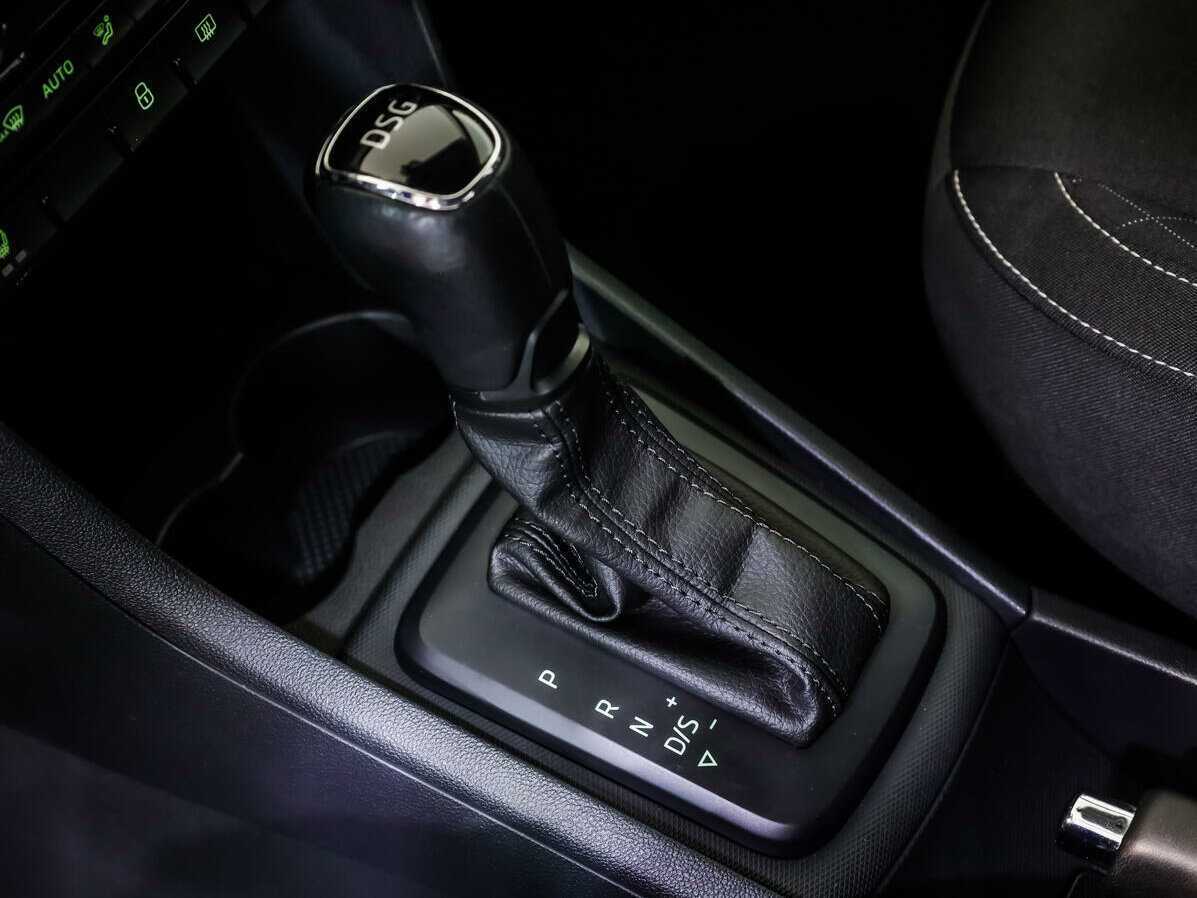 Skoda Rapid, 2017 Фото №15