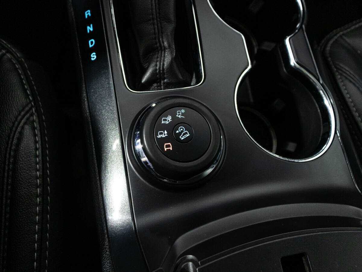 Ford Explorer, 2017 Фото №18