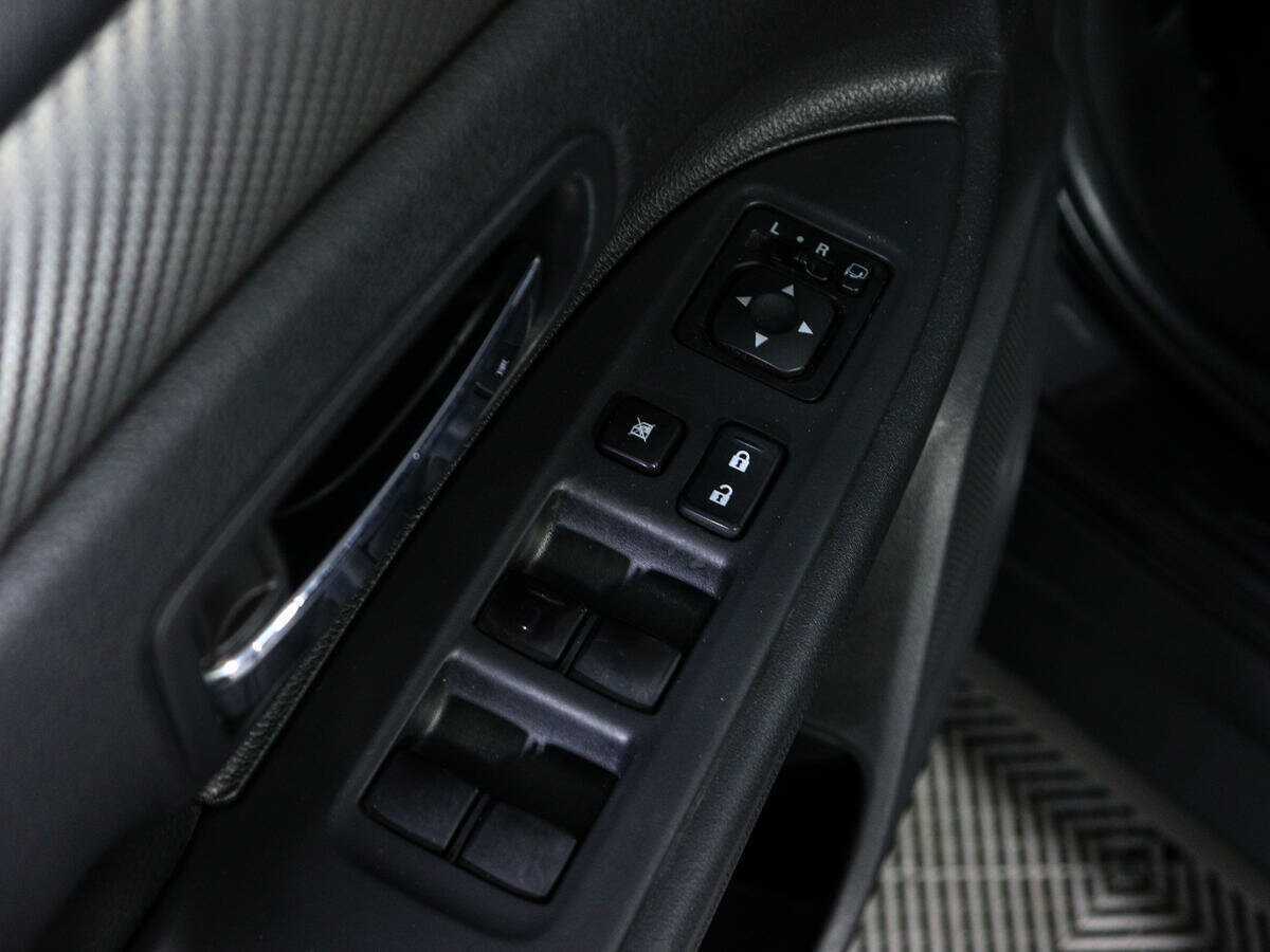 Mitsubishi Outlander, 2012 Фото №13