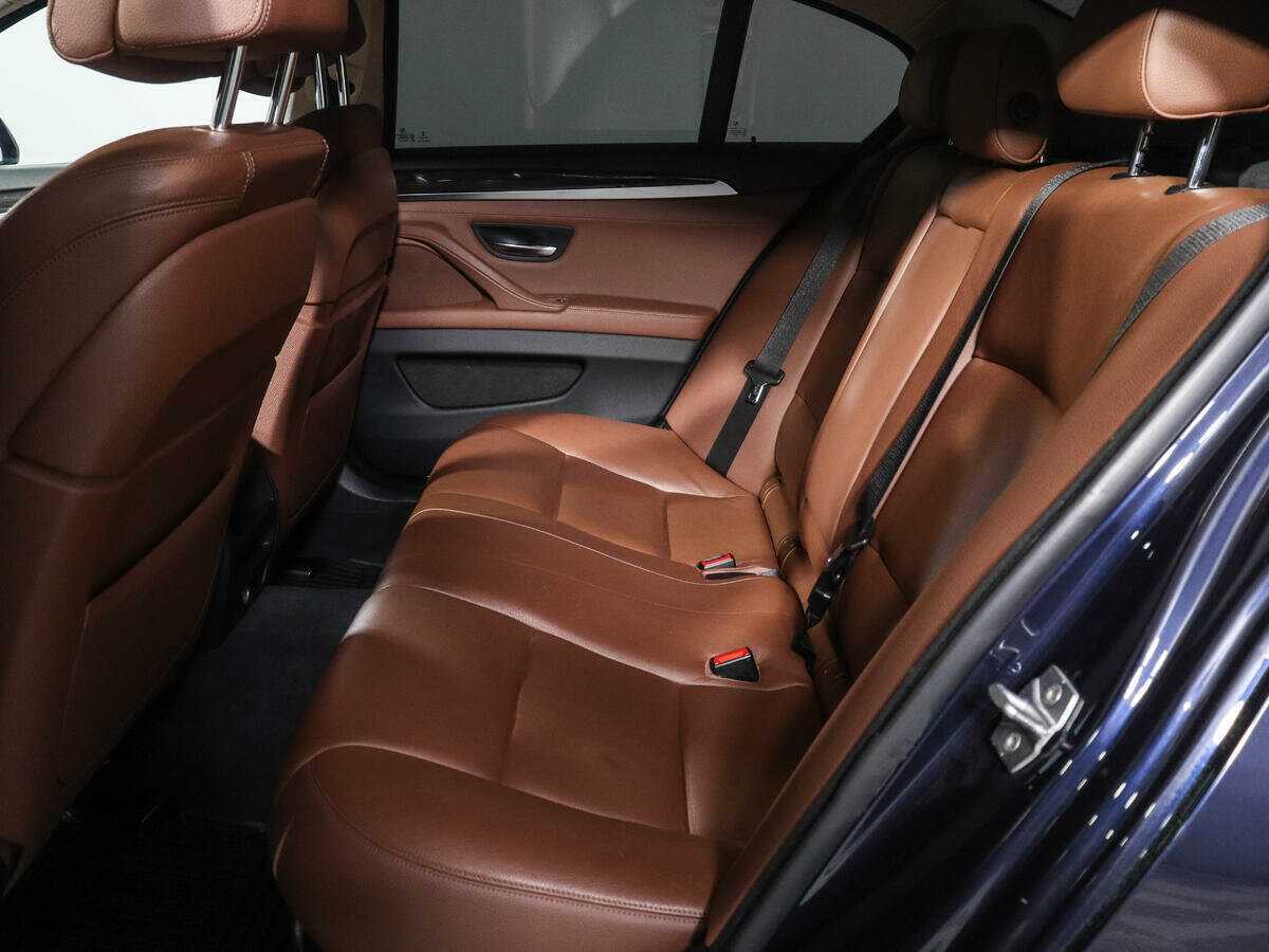 BMW 5 серии 528i xDrive, 2016 Фото №10