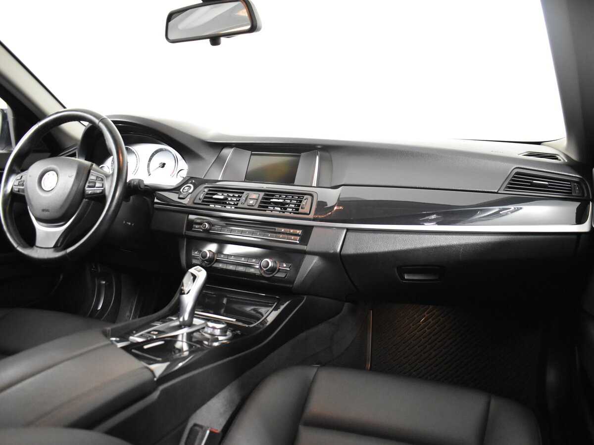 BMW 5 серии 520d, 2016 Фото №13