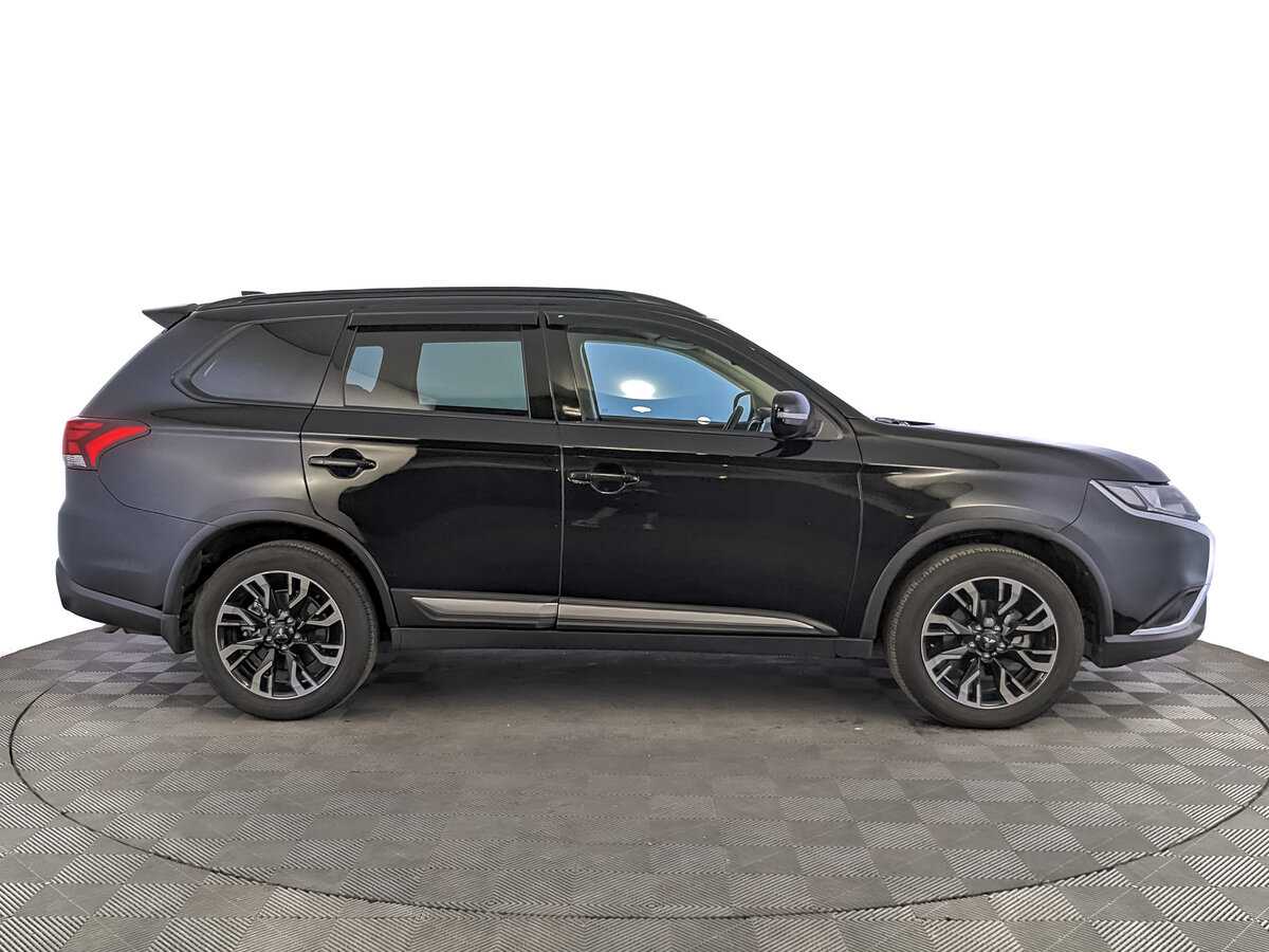 Mitsubishi Outlander, 2022 - 57 108 км. | Фото №4