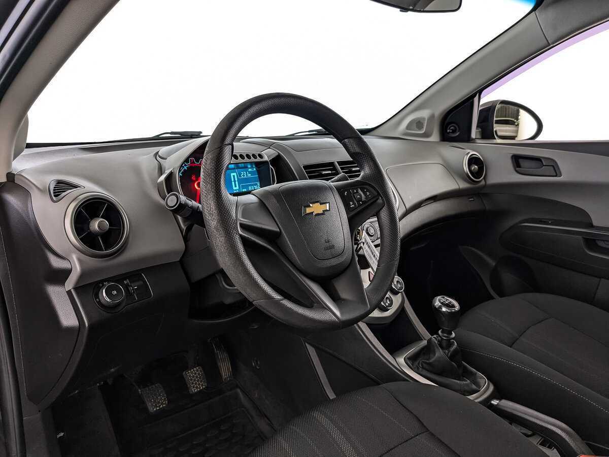 Chevrolet Aveo, 2014 Фото №14