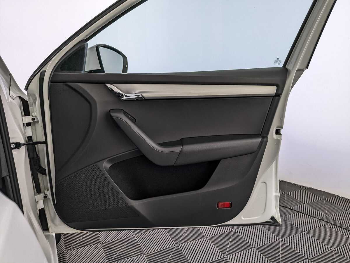 Skoda Octavia, 2018 Фото №21