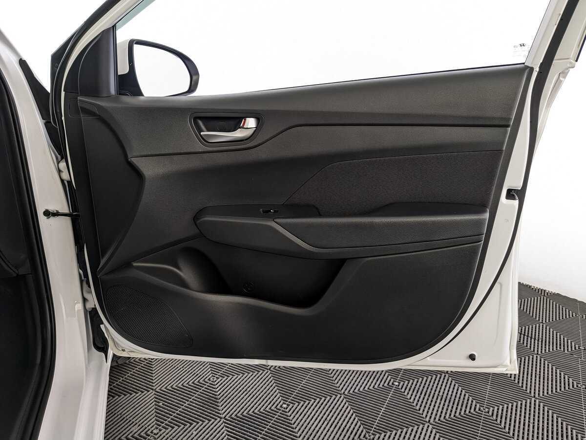 Hyundai Solaris, 2022 Фото №21