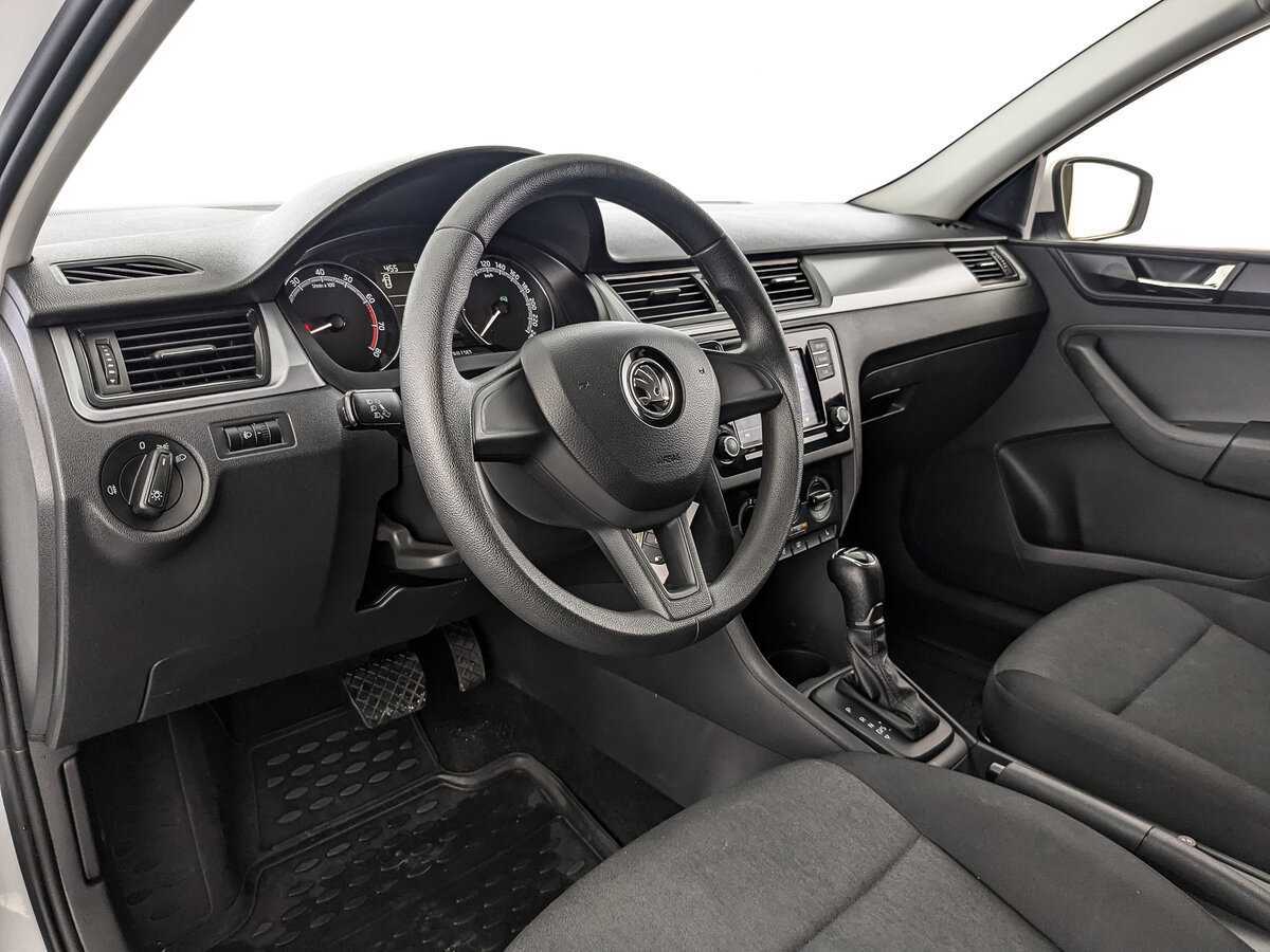 Skoda Rapid, 2018 Фото №11