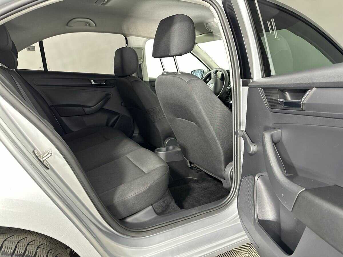 Skoda Rapid, 2018 Фото №16