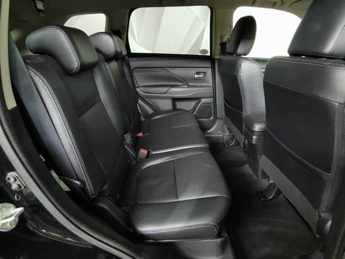 Mitsubishi Outlander, 2016 Фото №12
