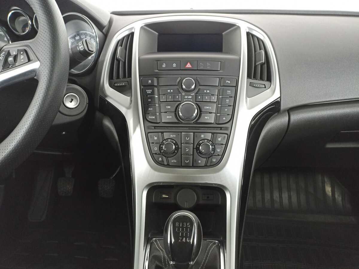 Opel Astra GTC, 2013 Фото №13