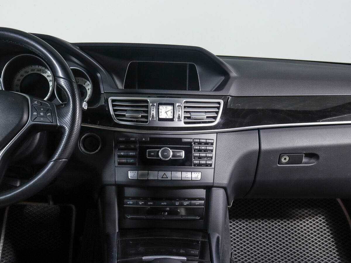 Mercedes-Benz E-Класс 200, 2014 Фото №12