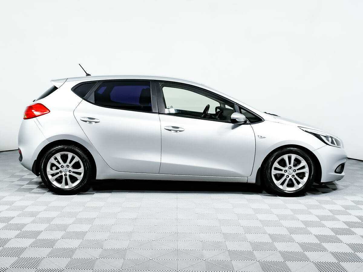 Kia Ceed, 2012 Фото №4