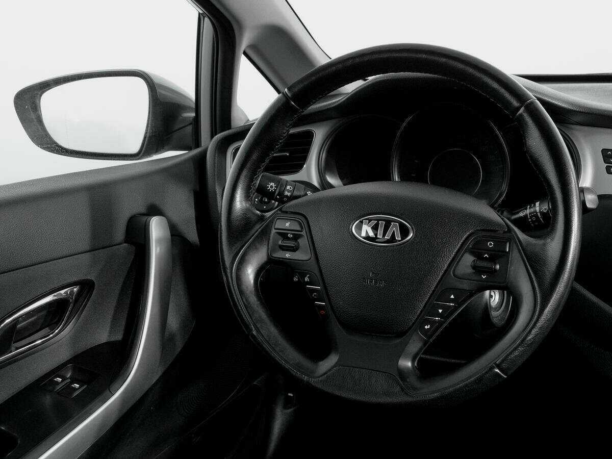 Kia Ceed, 2015 Фото №14