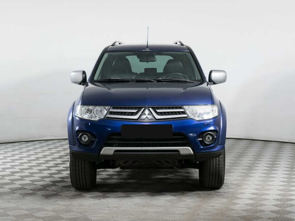 Mitsubishi Pajero Sport, 2013 Фото №2