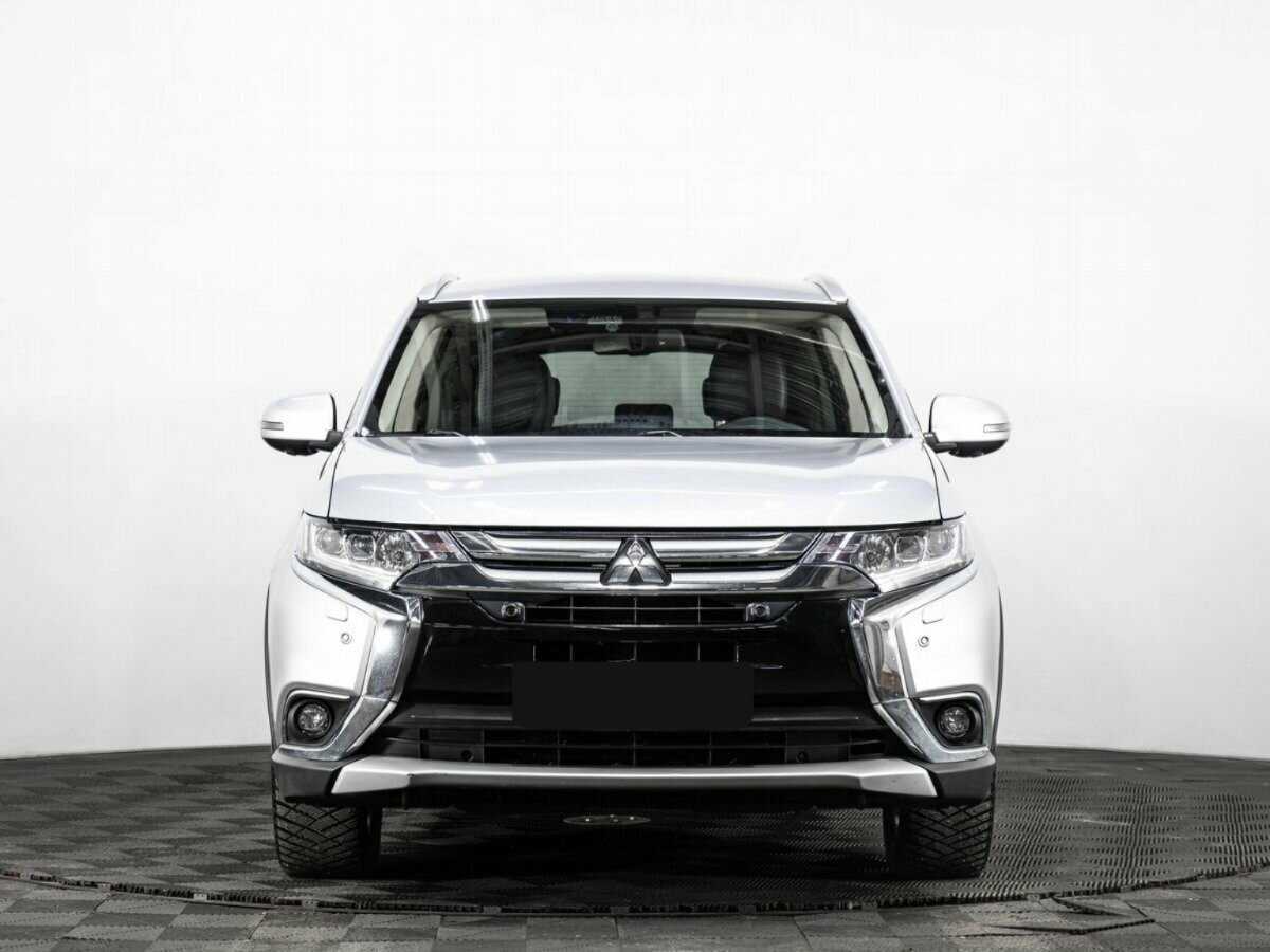 Mitsubishi Outlander, 2018 - 70 020 км. | Фото №2