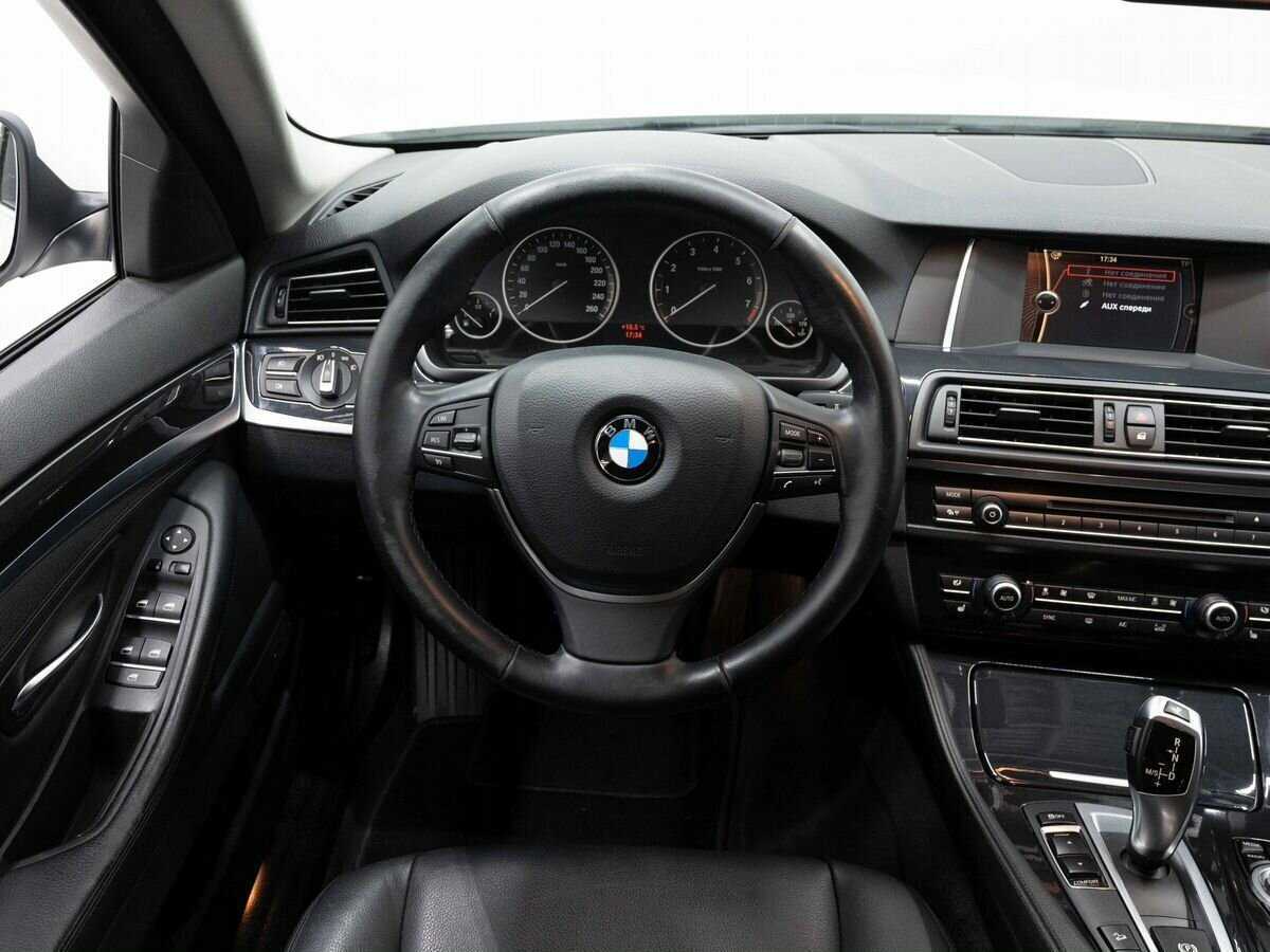 BMW 5 серии 528i xDrive, 2013 Фото №17