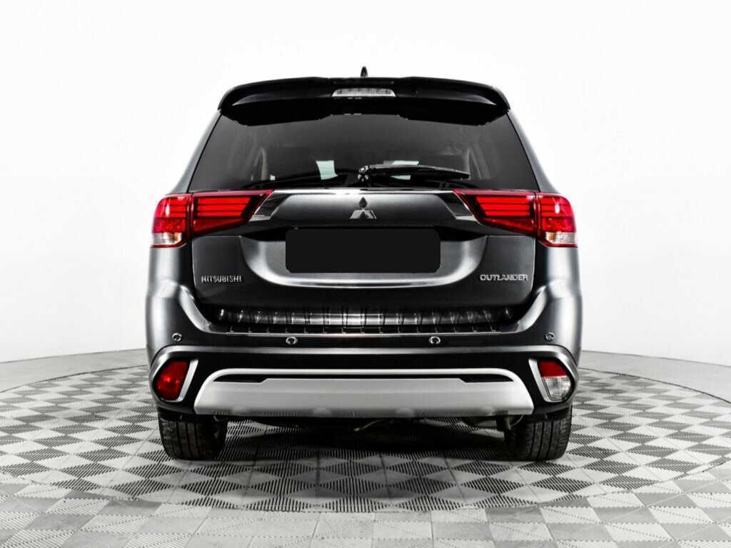 Mitsubishi Outlander, 2018 - 135 167 км. | Фото №6