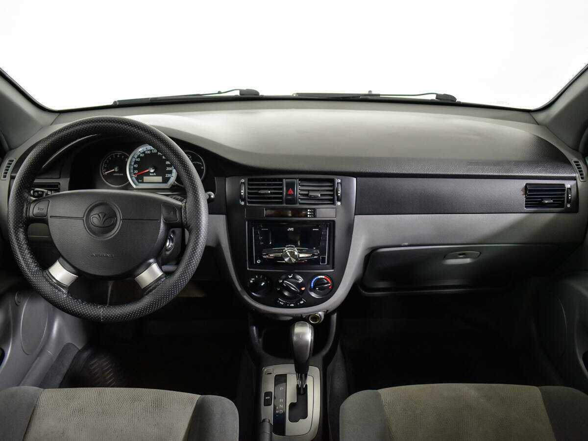 Daewoo Gentra, 2014 Фото №12