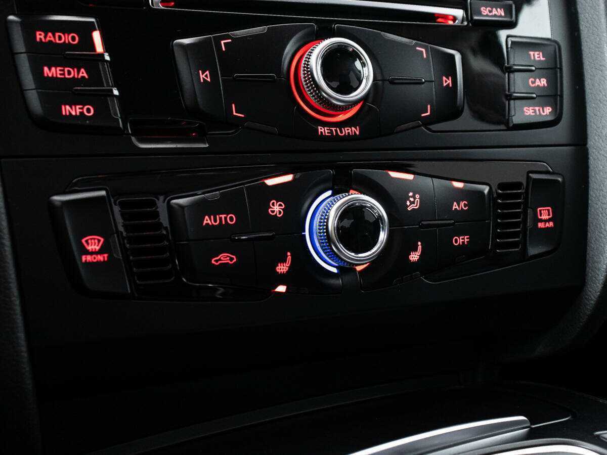 Audi A4, 2015 Фото №16