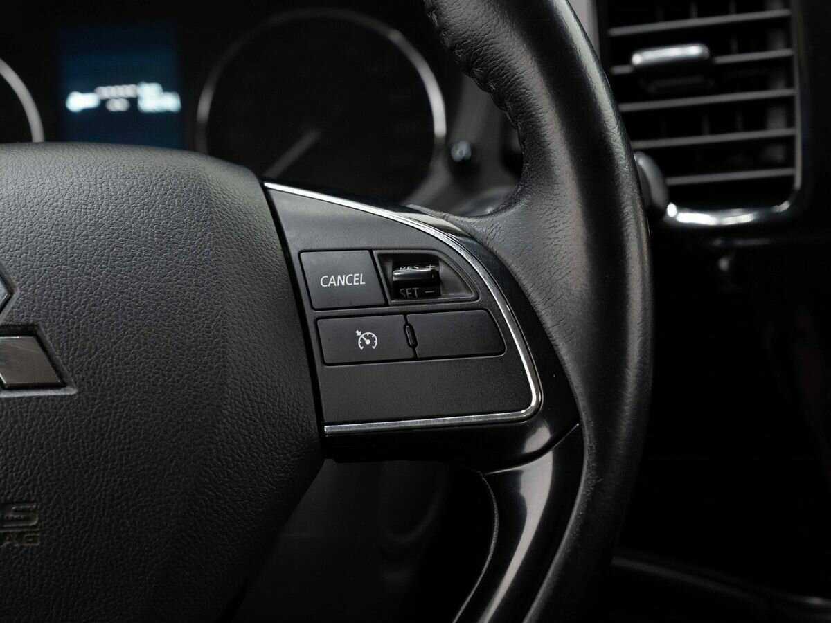 Mitsubishi Outlander, 2015 Фото №18