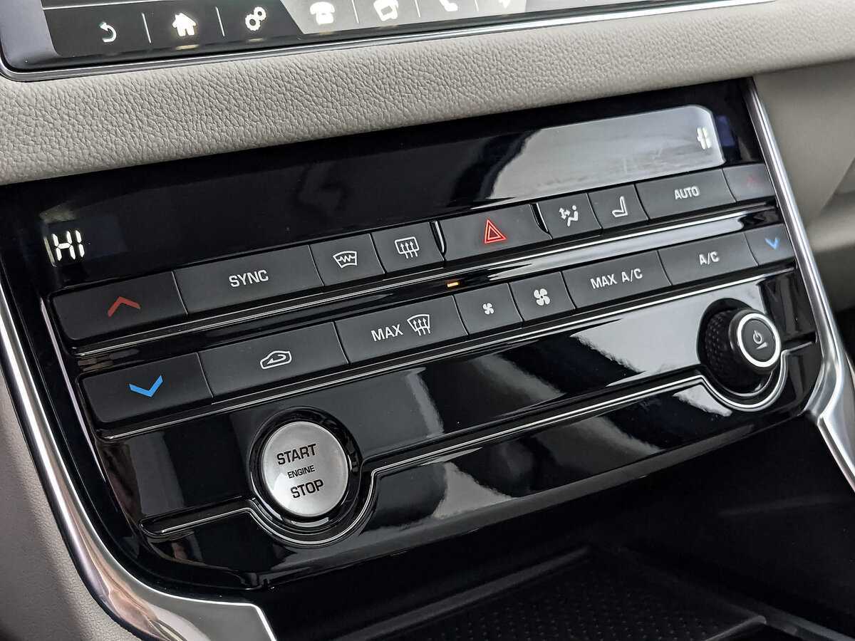 Jaguar XF, 2018 Фото №26