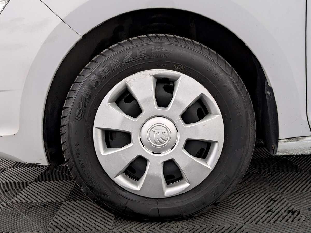 Skoda Rapid, 2017 Фото №18