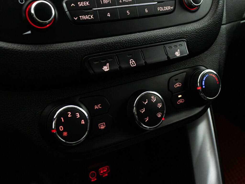 Kia Ceed, 2015 Фото №15