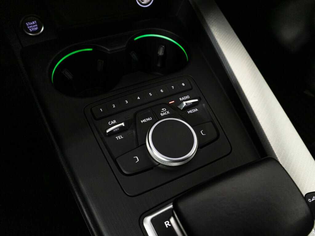 Audi A4, 2015 Фото №18