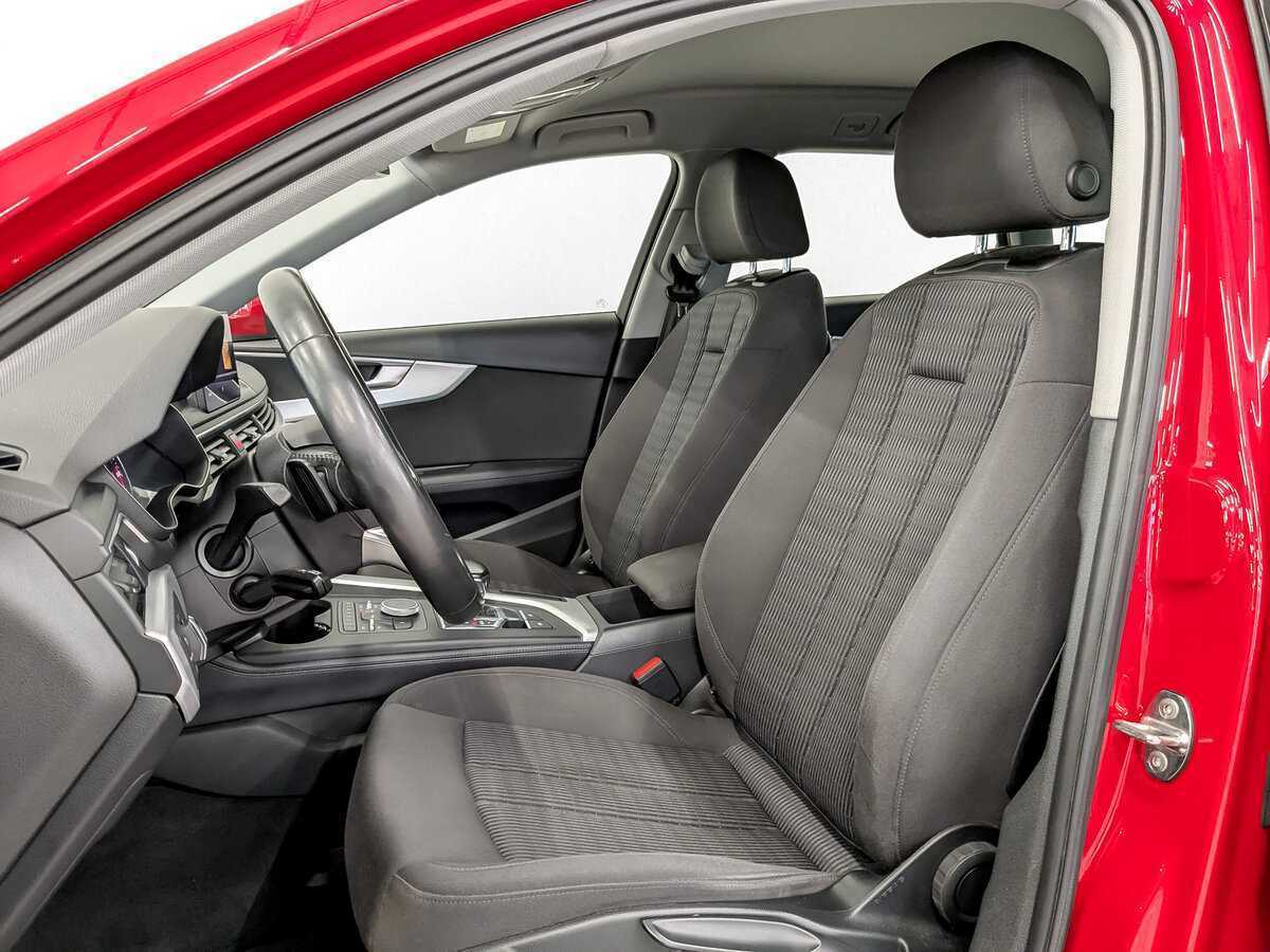 Audi A4, 2017 Фото №18