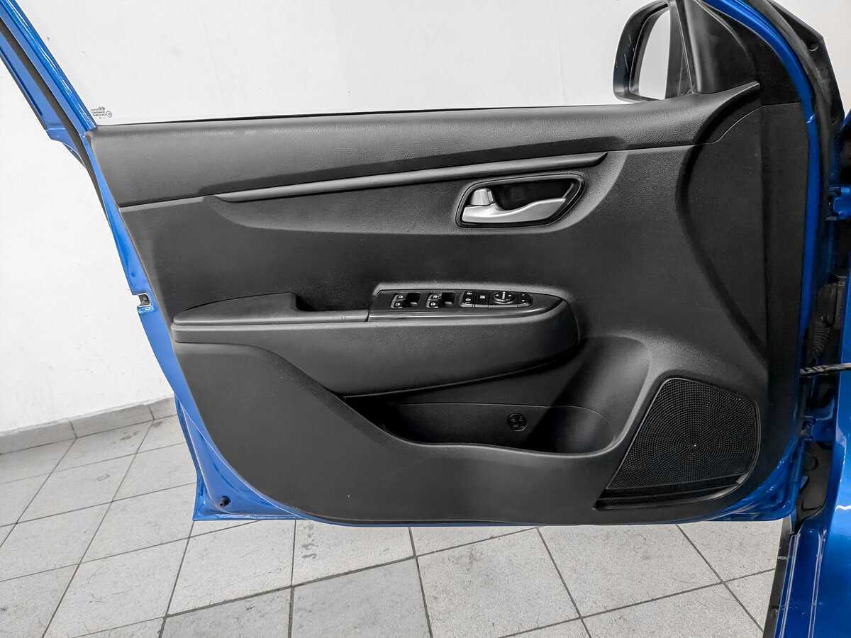 Kia Rio X-Line, 2020 Фото №19