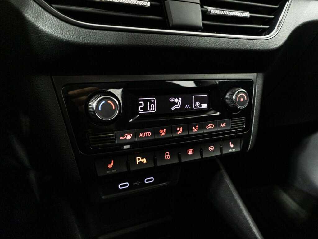 Volkswagen Polo, 2021 Фото №16