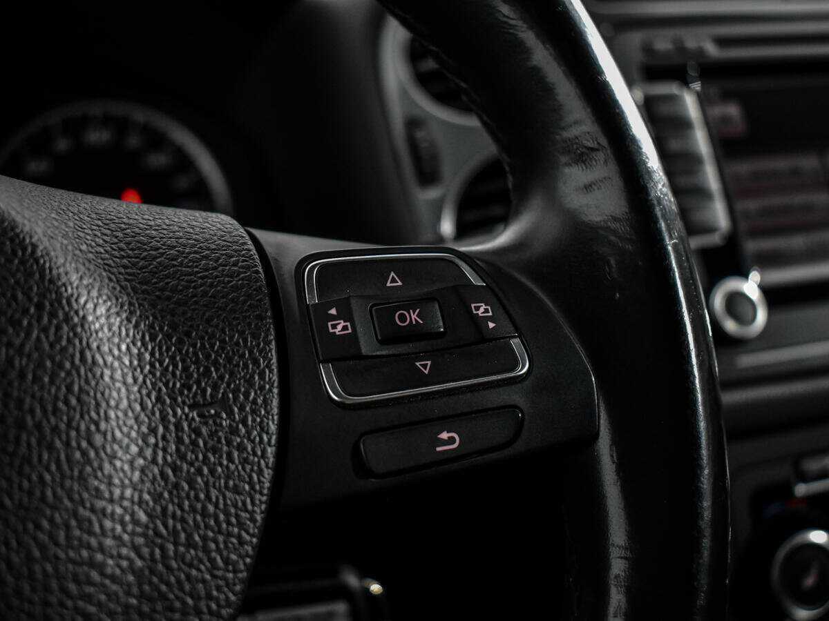 Volkswagen Tiguan, 2012 Фото №15