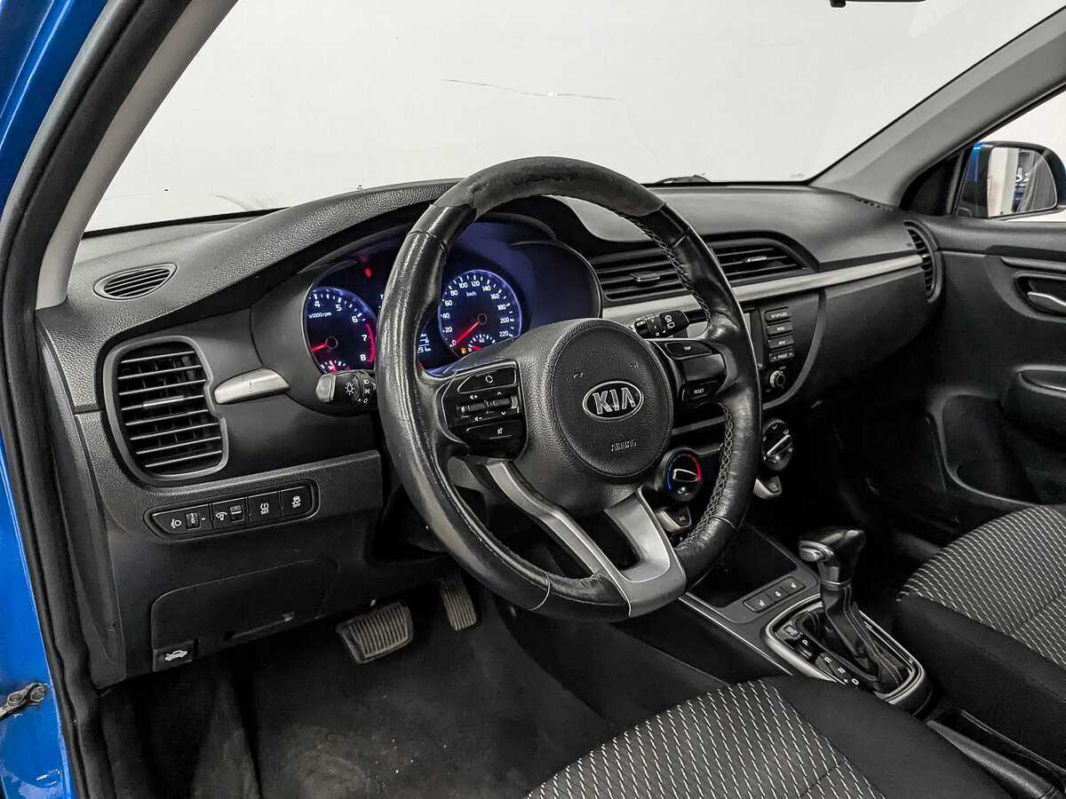 Kia Rio X-Line, 2020 Фото №14