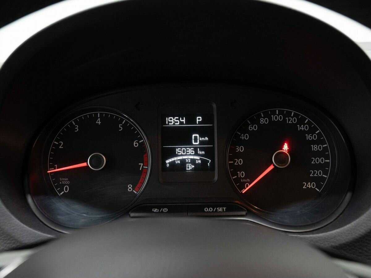 Volkswagen Polo, 2016 Фото №16