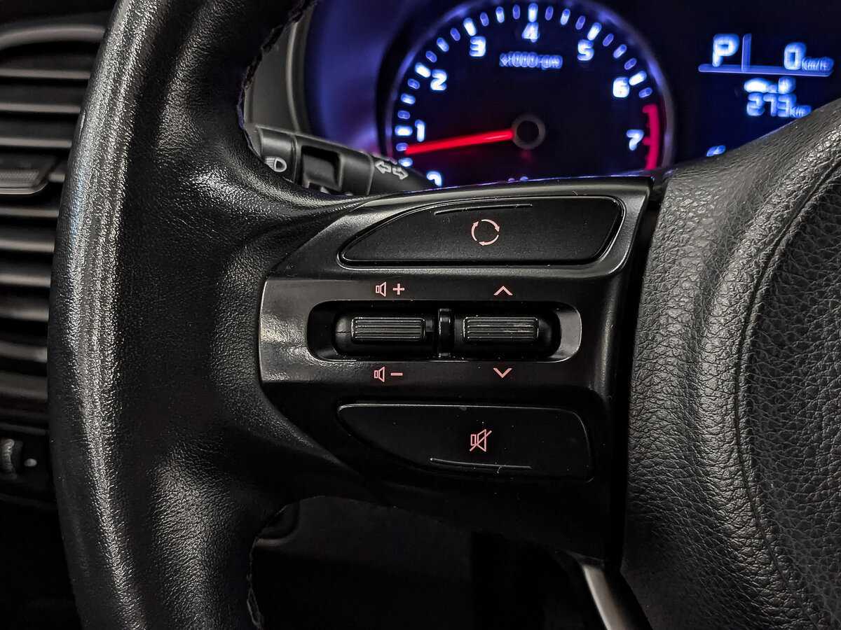 Kia Rio X-Line, 2020 Фото №25