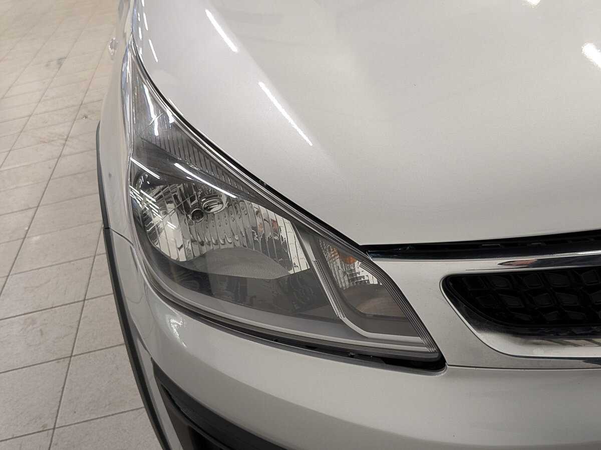 Kia Rio X-Line, 2020 Фото №10