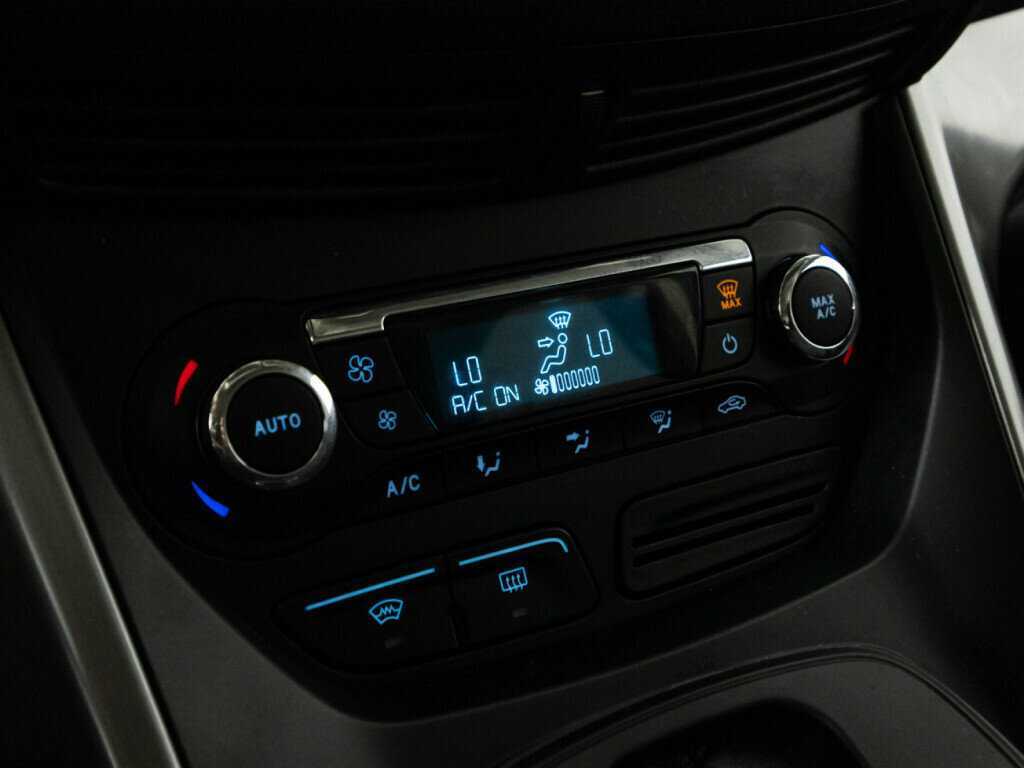 Ford Kuga, 2016 Фото №15