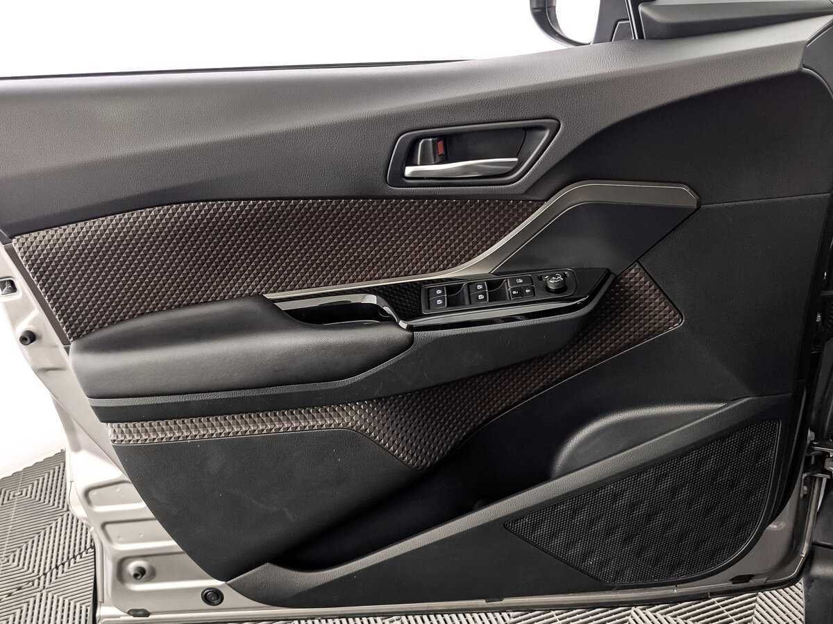 Toyota C-HR, 2017 Фото №19